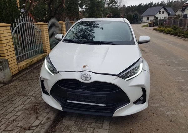Toyota Yaris cena 46700 przebieg: 2500, rok produkcji 2021 z Olsztyn małe 56
